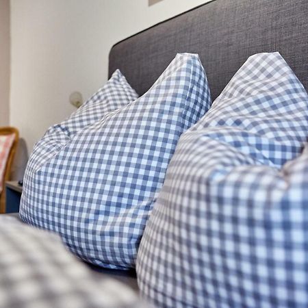 Ferienwohnung Graseck การ์มิช-พาร์เทนเคียร์เชน ภายนอก รูปภาพ
