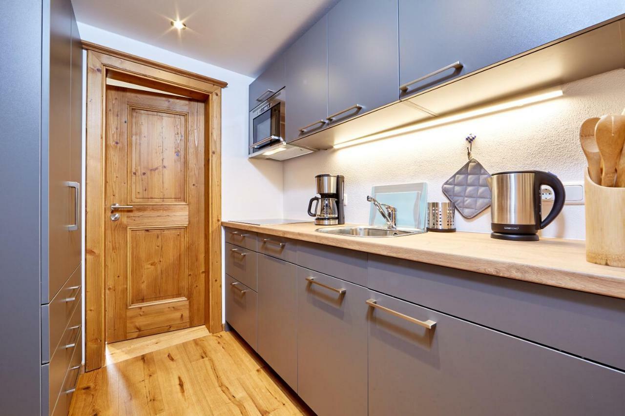 Ferienwohnung Graseck การ์มิช-พาร์เทนเคียร์เชน ภายนอก รูปภาพ